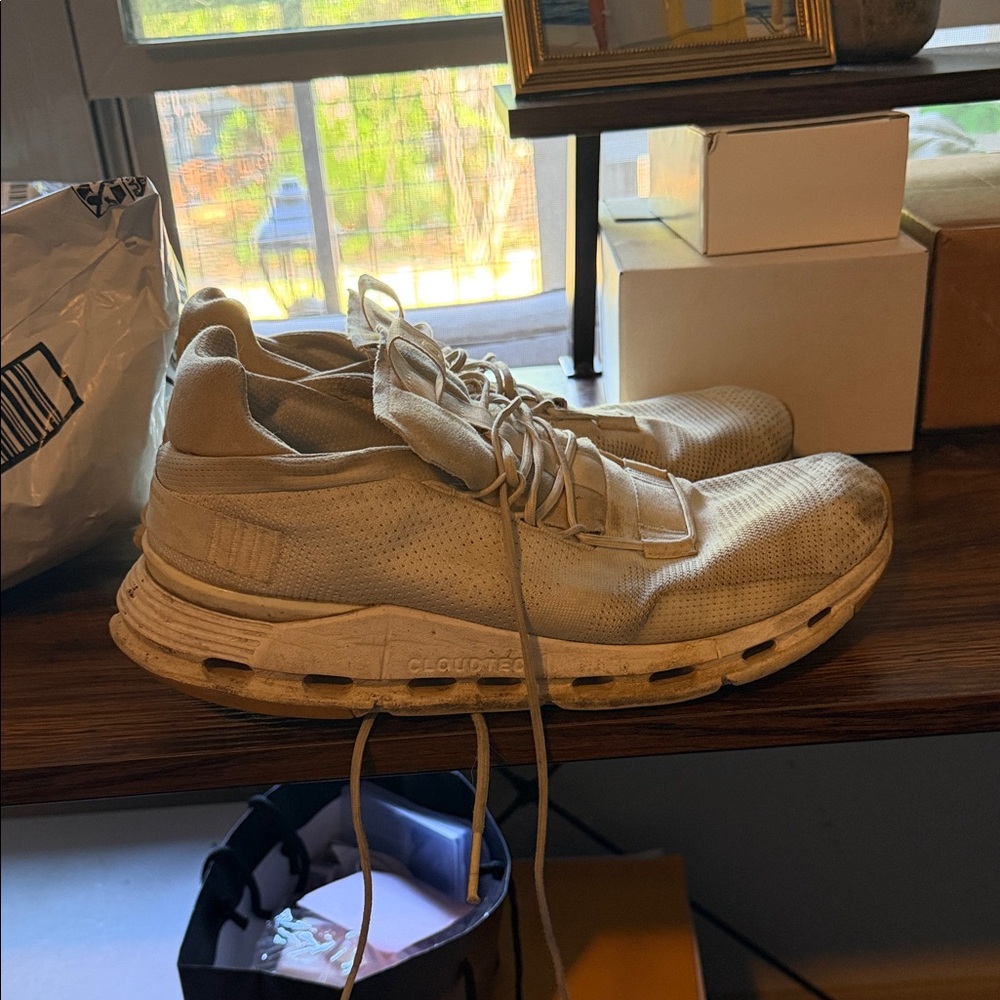 Men's Beige Athletic Sneakers - Onclouds